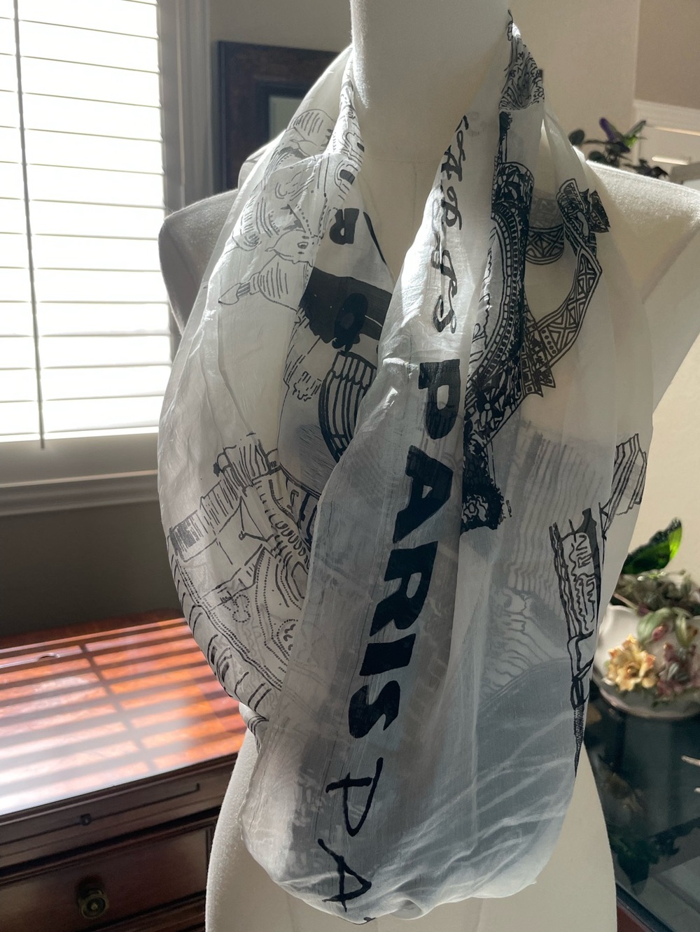 Paris 100% Silk Sheer Landmark Print Oblong Scarf Black Ivory 20x70 - Picture 6 of 14